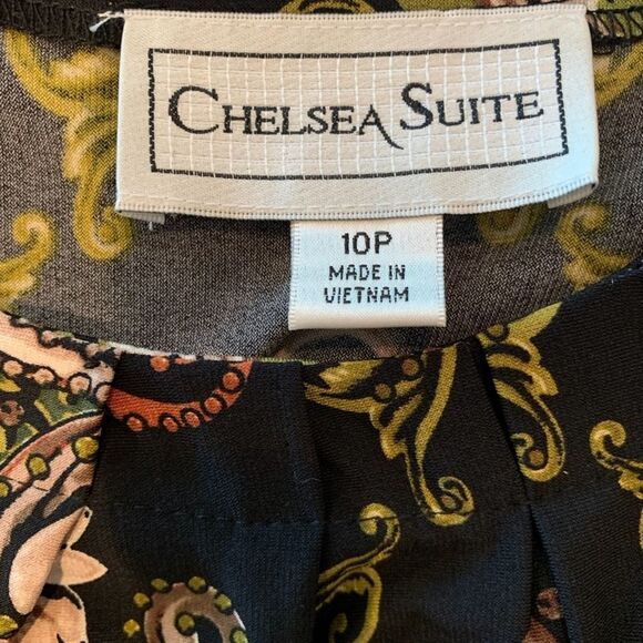 Chelsea Suite Patterned Sheath Dress Green Black Knit Stretch Size 10P - Picture 7 of 9